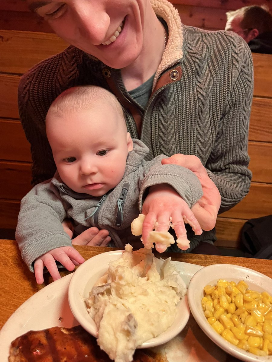 TeenuhKelly's tweet photo. This will be known for the rest of time as The Great Mashed Potato incident of 2023. https://t.co/GO8ccvtHmQ