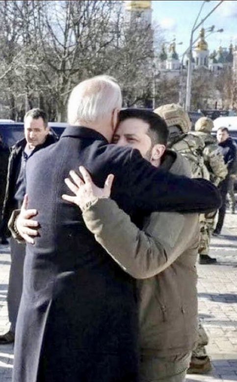 TreeManLex's tweet image. 