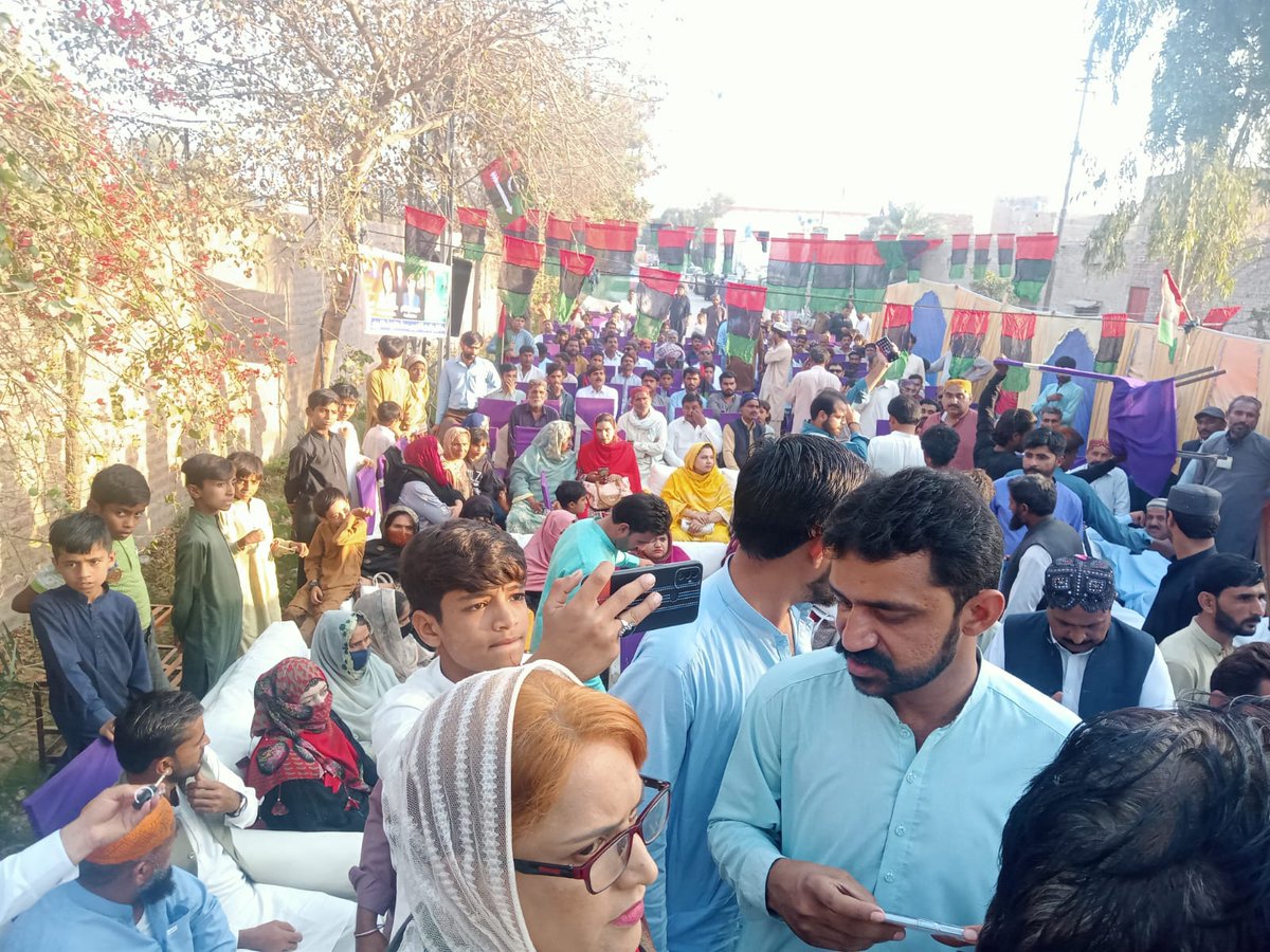 NazimLashari4's tweet photo. #سکر
#بلاول_ڀٽو_جيالا_فورس_سندھ
#BBJF
@BBhuttoZardari @FaryalTalpurPk
@sardar_lagari @IshratHassan5 @Nazimlashari10 https://t.co/ZiUGf898eM