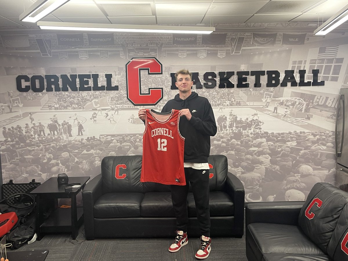 After a great visit to Cornell and a great conversation with the coaching staff im 100% committed to Cornell Basketball! Go big red ❤️🐻🏀 #Committed @CUBigRedHoops <a href="/JUCOadvocate/">JUCOadvocate - Brandon Goble</a> <a href="/JucoRecruiting/">JucoRecruiting.com</a>