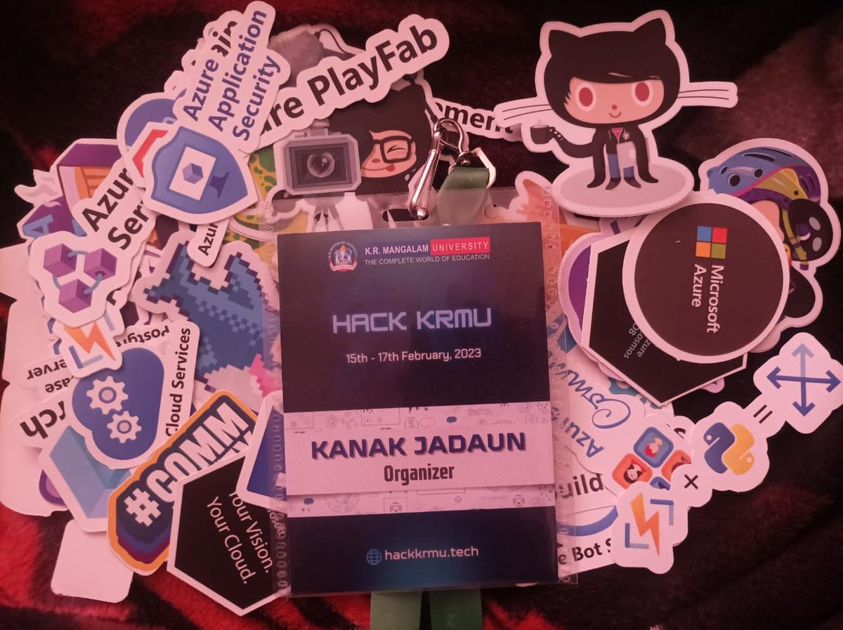kanak_jadaun's tweet photo. Organizing a #hackathon was a challenging yet rewarding experience & receiving these #goodies is the cherry on top
Thanks to the amazing #team who made it all possible & to the talented #participants who inspired us with their #creativity and #skills
#hackkrmu2 https://t.co/DxUYeetnPl