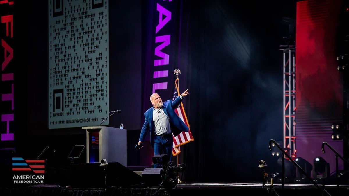 AmericanFreedomTour tweet media