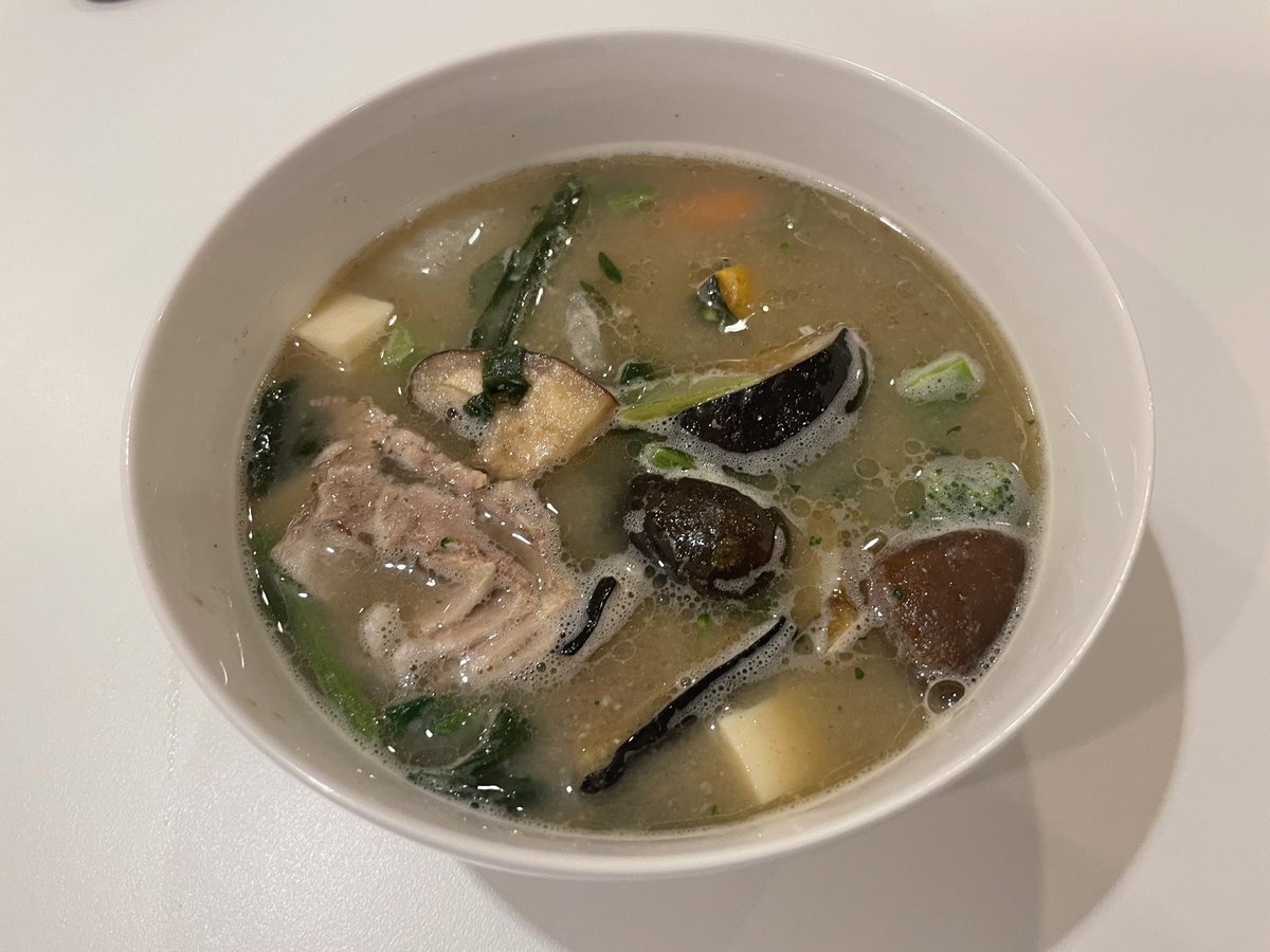 takato_yamato's tweet photo. 完全栄養味噌汁のサブスク「MISOVATION」

水入れてレンチンだけで食べられて、ちゃんと美味しいです。
ちょっと高いなぁとは思うけど、1食分になるので、���リっちゃアリです。

税込885円〜/食 https://t.co/nh0ubkMwI6