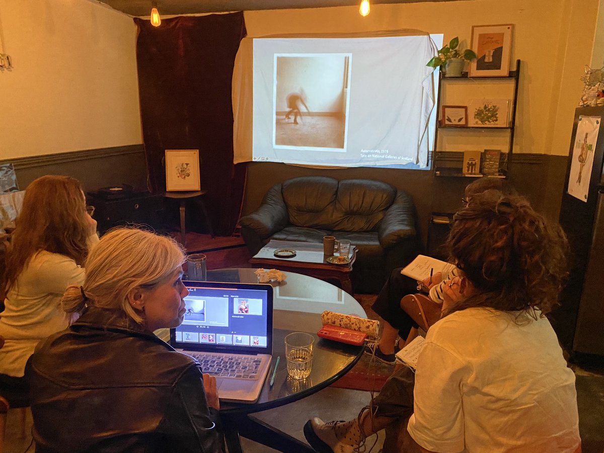 buentonocafe's tweet photo. Hoy empezaron nuestras sesiones de arte contemporáneo: Rumbo al 8M. Todavía pueden tomar las tres siguientes. Un curso imprescindible. https://t.co/iQX5JCyy5E