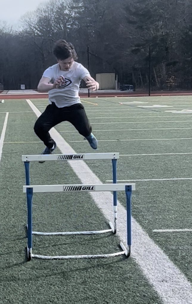 RonanManning5's tweet photo. Nice productive Monday of February break!  179 days and counting! @ClipperAD #classof2026                           “Work while others sleep!”          #quarterback #football #qb #highschoolfootball #nflfootball #quarterbacktraining https://t.co/4wu1VhaE5P