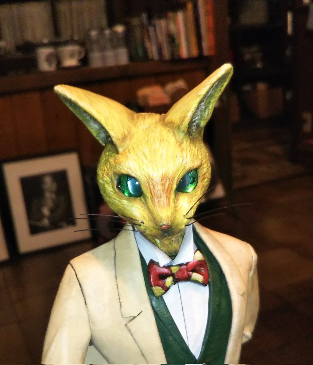 J4VrVSZH2YWyNgh's tweet photo. 耳をすませばのバロン完成！！目の輝きは猫っぽく��いい感じにできました！後ろから光を照らせば目が光ります。
「人が持つ思いや願い、そういうものを込めて作られた物には、いつしか心が宿る」
このバロンにも心が宿るといいな！
良ければリツ いいねお願いします！
#手作りフィギュア https://t.co/MZqybIPddi