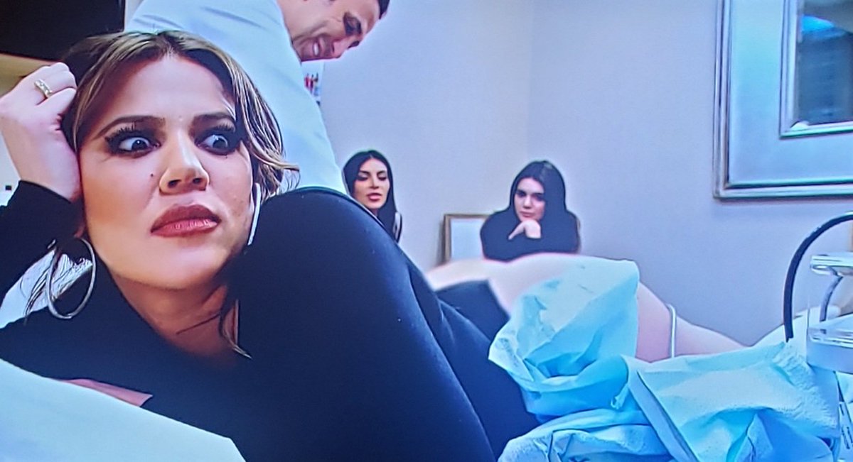 KardashTruths's tweet photo. S10 E9: Lip Service https://t.co/fwrYSLvIvz