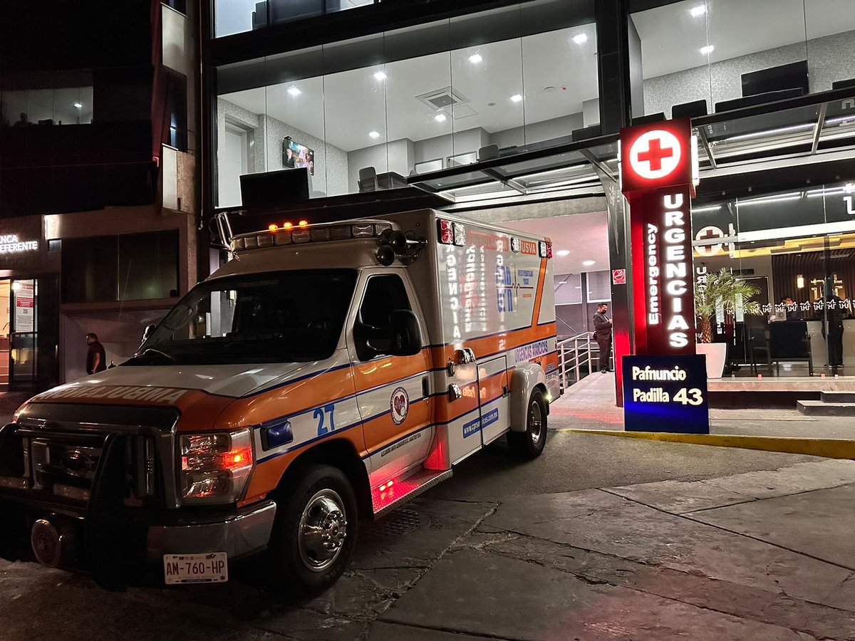 CPRServicesMx's tweet photo. Unidad 027 realiza traslado del Hospital Mag Medical Satélite al Hospital Regional Tlanepantla Issemym .
Agradecemos su preferencia
#cprservices🇲🇽
#ambulanciasverificadas
#trasladosambulancias https://t.co/t8Spdhw0eI