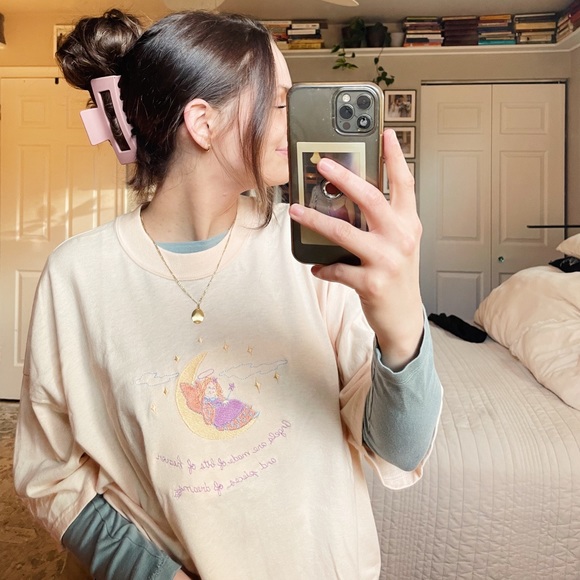 PillowTalkConfi's tweet photo. So good I had to share! Check out all the items I'm loving on @Poshmarkapp #poshmark #fashion #style #shopmycloset #vintage: https://t.co/eqoNM6RZYi https://t.co/Prw4hG2ah6