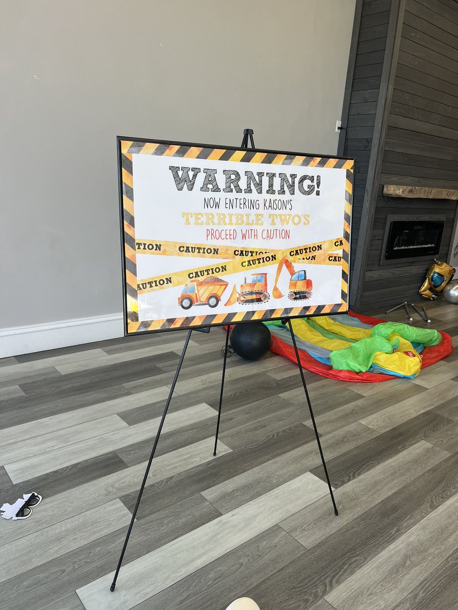 riaah0316's tweet photo. Kaison’s party couldn’t of been better 🤍🚧 @mikeysmith52 https://t.co/kvSJNUkHnG