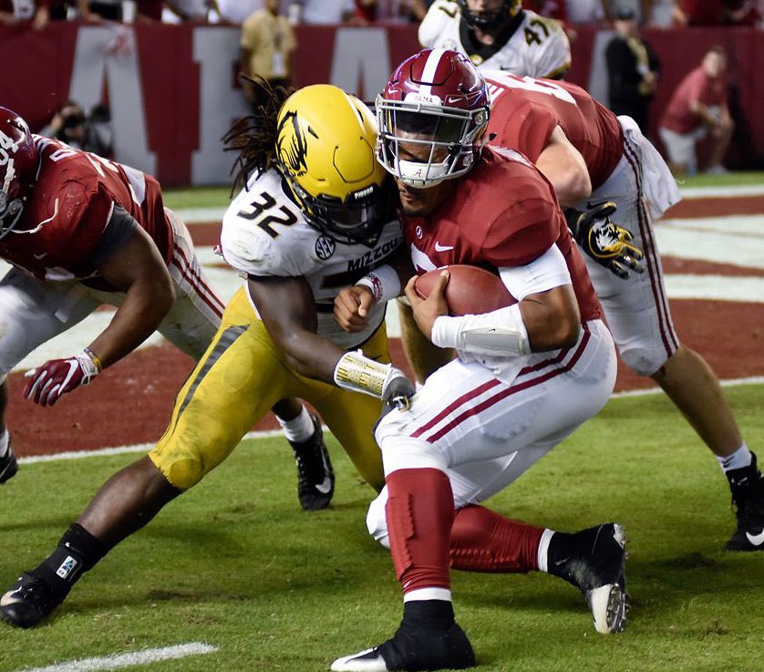 RasheeTouchdown's tweet photo. Nick Bolton vs Jalen Hurts in:

College                         NFL https://t.co/gNAY0rfQrr