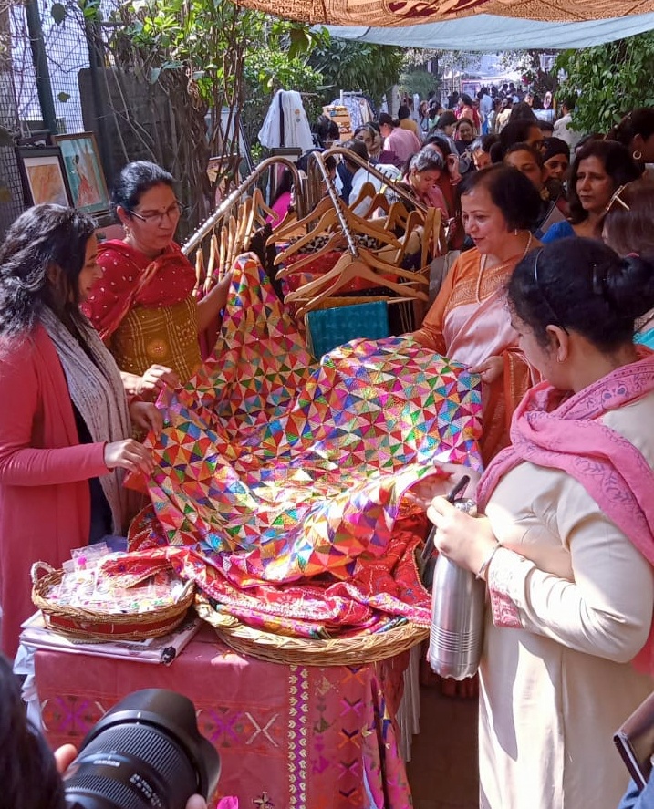 MBCT_Trust's tweet image. Army Wives Welfare Association #AWWA &amp;amp; Western Breeze Hunar Haat held a Sunday market at Tej Farm in Manimajra Chandigarh. Phulkari Makers Bassi Pathana #PMBP was one of the many NGOs invited to setup stall at Western Breeze Hunar Haat. #PhulkariMakers