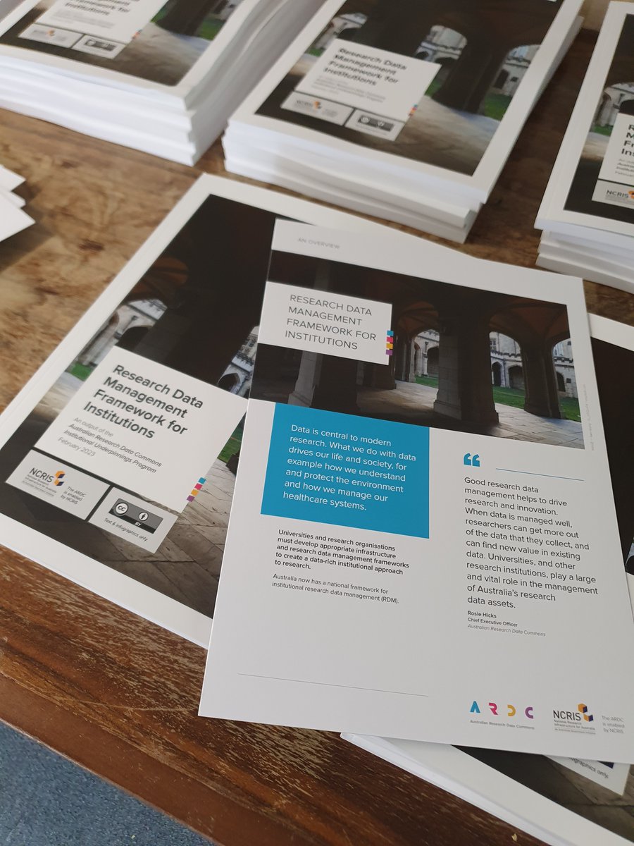 ARDC_AU's tweet photo. 🙏That's a wrap for the Showcase event in Canberra, beamed live to 5 other venues around the country. Now it's time for afternoon tea and networking.
View the #RDMframework and supporting materials > https://t.co/6ZgjQ2cO8E
#ARDC #RDM #launch #Canberra #Cbrevent https://t.co/vbF5dLa9S9