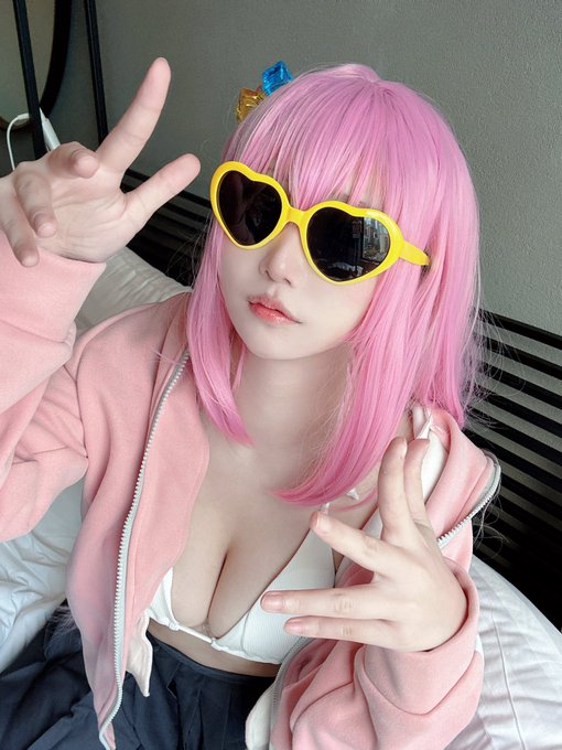 Twitterのコスプレ画像22