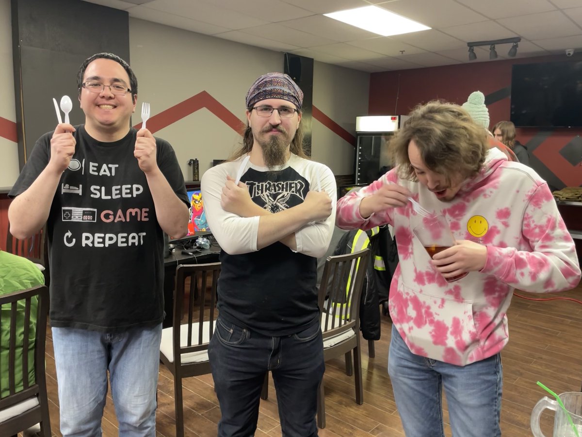 RedDeerSmash's tweet photo. Congrats to top 8 at Red Deer Smash #117!
🥇@Koemon_EXE
🥈@Pneun
🥉@TerryBogurt  

Bracket - https://t.co/QUHhmGW9xg https://t.co/xNOdqoiyoH