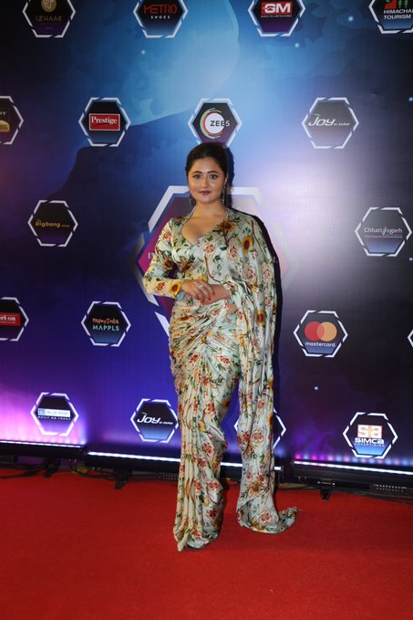 #RashamiDesai's ethereal and elegant appearance at the Dadasaheb Phalke International Film Festival Award 2023 was a sight to behold, highlighting her effortless charm and beauty. 🤩🥰

@TheRashamiDesai #DadasahebPhalkeAward 
 #Rashamians  #DadaSahebPhalkeAwards2023