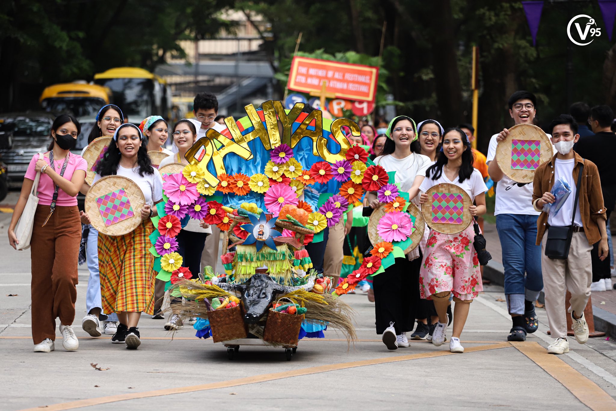 The Varsitarian on Twitter "The UST College of Architecture holds a float parade around the