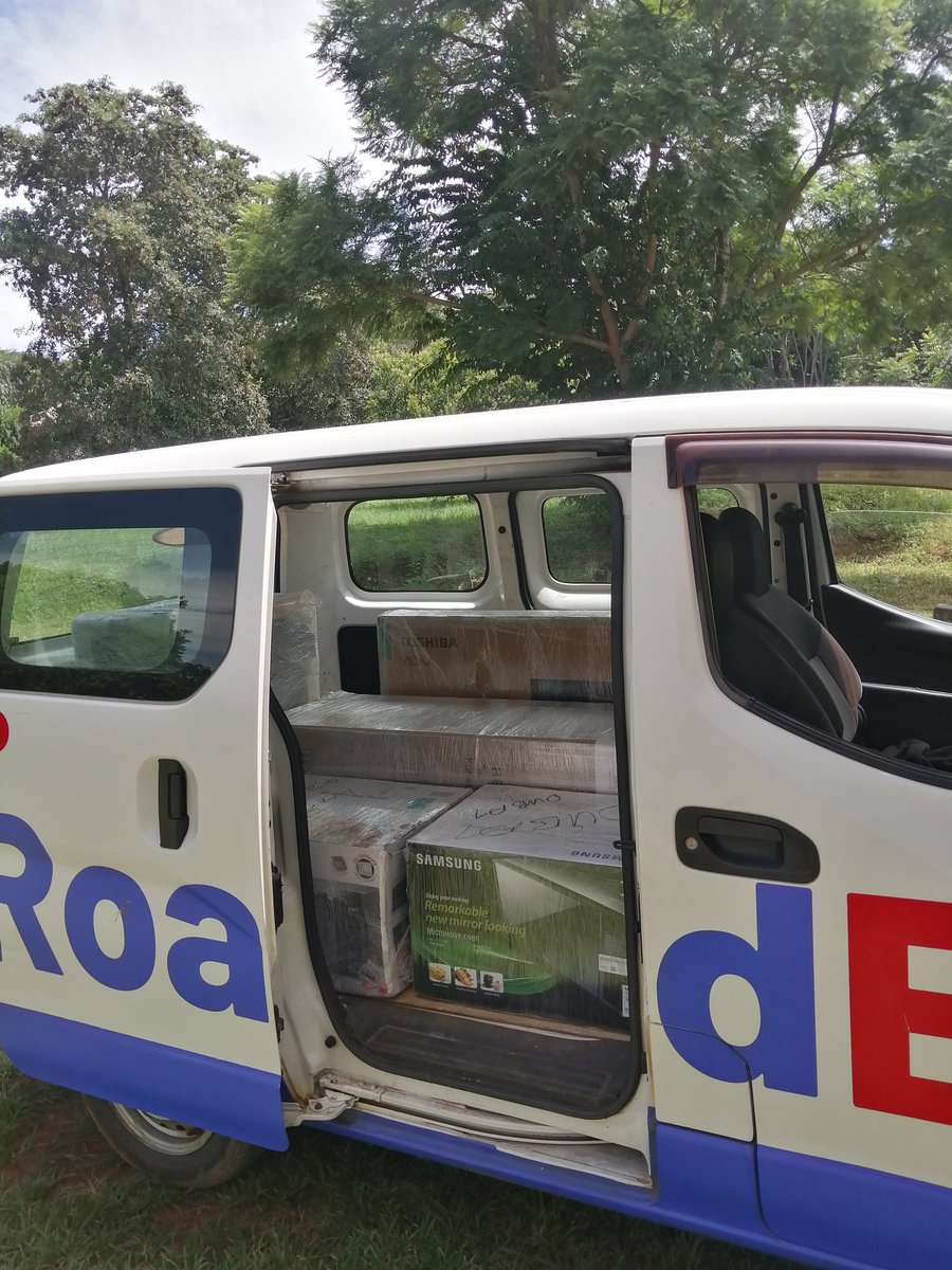 RoadEx001's tweet image. Mari haizorore! Holiday and Delivering

2023 we #hustle hard. Happy Tuesday #Hustlers 

#TsvagaiMari
#MakeItHappen