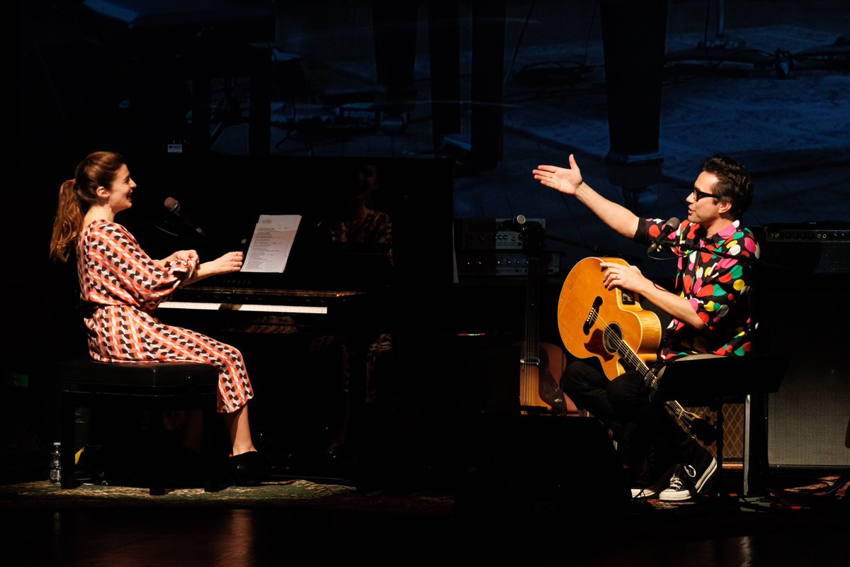 TravassosFoto's tweet photo. “Conta-me uma Canção” com @davidfonseca e @ritaredshoes no @teatromariamatos

#concerto #concertos #concert #concertphotography #concertphotographer https://t.co/ad33wwLbCJ
