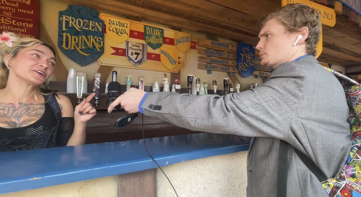 JoeyTheViking's tweet photo. Joey Reports (Episode 1)

The Goldsfield #RenaissanceFestival in #Phoenix Arizona 

https://t.co/TwzdZg3XD6

#Larping #Journalism https://t.co/wkzn1x80OY