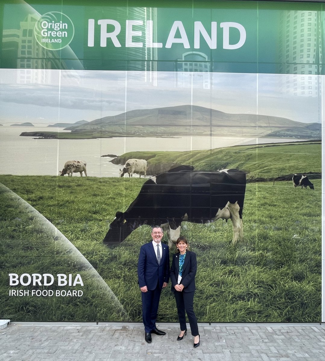 Delighted to be here at @Gulfood today with @Bordbia. As I was queueing to get into the venue earlier, I was v proud to see Ireland’s presence so visible right at the entrance. Great to meet new Bord Bia CEO, Jim O’Toole. Jim, your MENA team does great work 👏 👏 👏 #OriginGreen