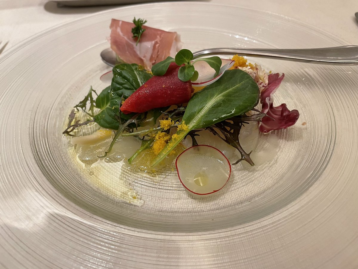 母に就職祝いで連れて来てもらいました
すご…… 