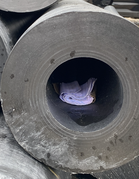 PEPipeAlliance's tweet photo. #SECOR, a stocking distributor of #HDPE pipe and fittings, calls Houston home. Aldo Vallejo, fab shop superintendent, calls SECOR home....Thank goodness for guys like Aldo.... #fuseitorloseit #DR3really? #fabfittings #godsoffusion #howaboutthatpipe? https://t.co/DLj5PzCd1e