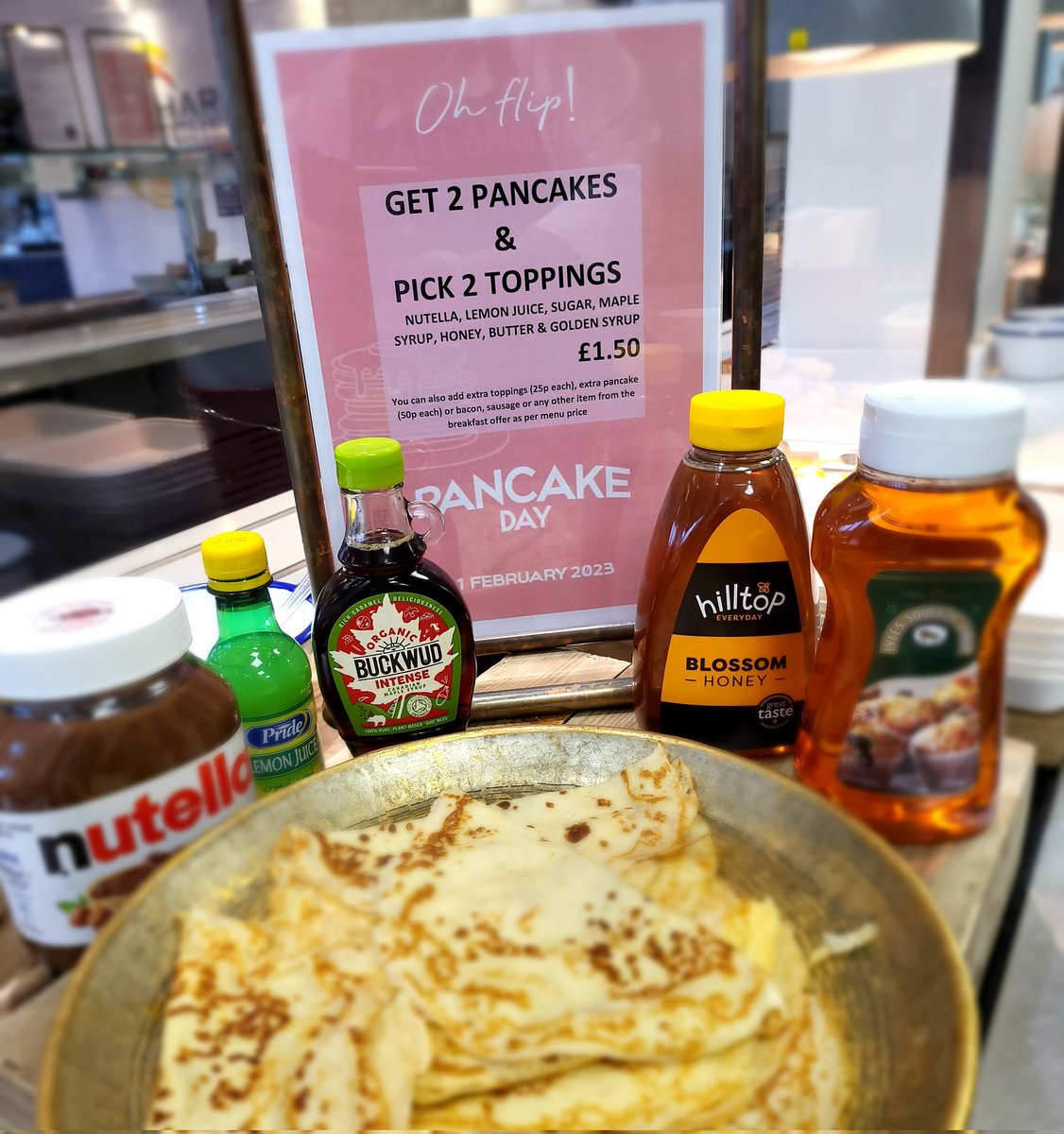 Oh flip! 😆 Lemon 🍋 juice, sugar, maple 🍁 syrup, Nutella, honey 🍯 butter 🧈 and golden syrup 😋 Fancy a couple of pancakes 🥞 on your plate? 
#pancakes 
#pancakeday 
#shrovetuesday 
#fuelyourindividuality 
#obsessedaboutfood 
@baxterstorey