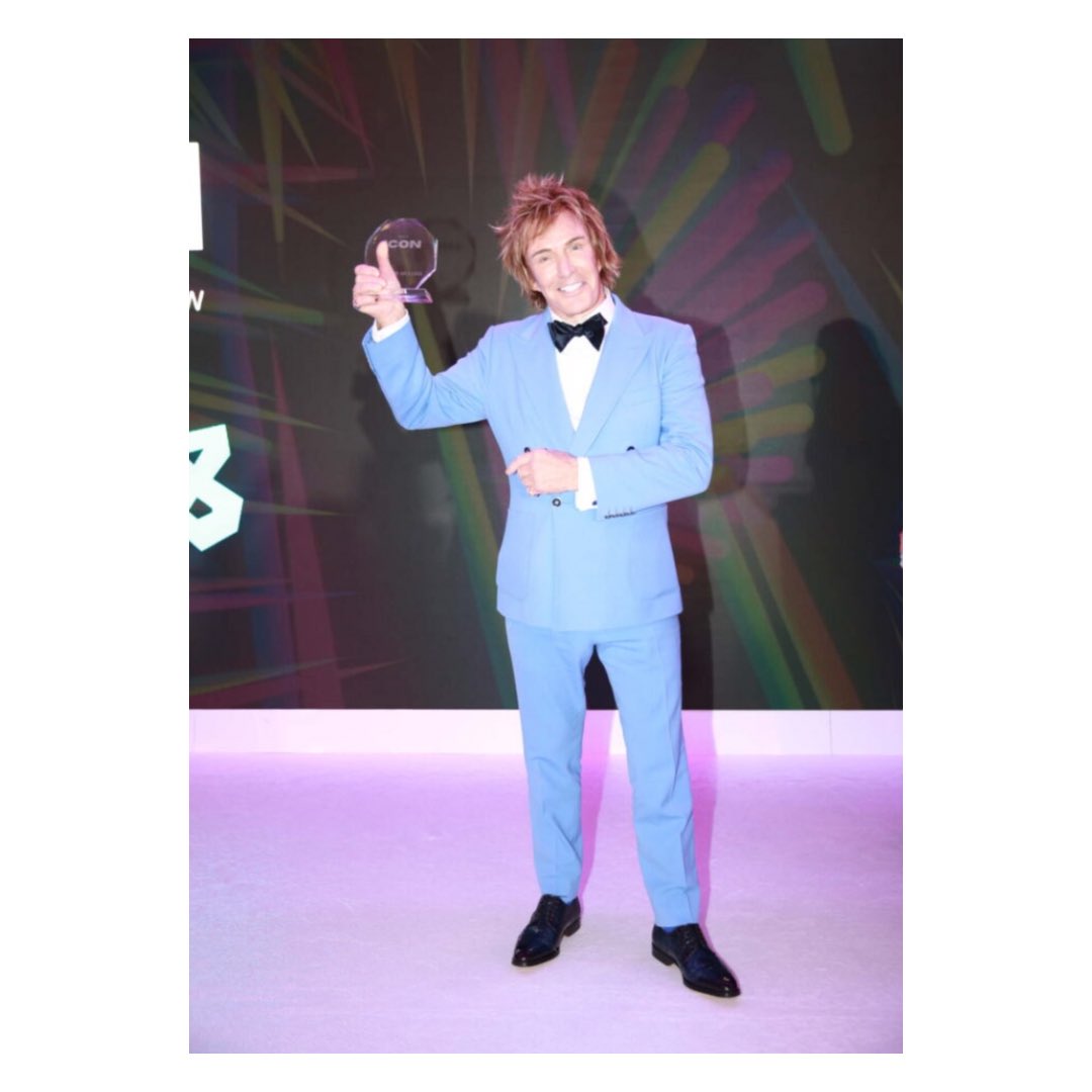 relentlessmag's tweet photo. Congratulations to our friend Charlie Mullins OBE for winning at Icon London with @prost8uk 🏆 Click the link in our bio to read our full article about Charlie. 

#relentlessmagazine #pimlicoplumbers #businessinterview #entrepreneur #entrepreneurlife #luxurylife #charliemullins https://t.co/sPhCFPsl6X