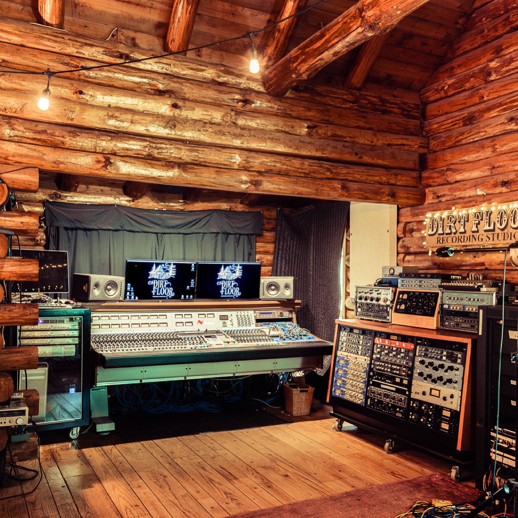 "Eric M Lichter's rep as a producer has made Dirt Floor one of the most sought after studios in the Northeast" - Tape Op
#neveconsole #logcabinlife #destinationstudio #recordproducer #longpond #caribouranch #tapeop