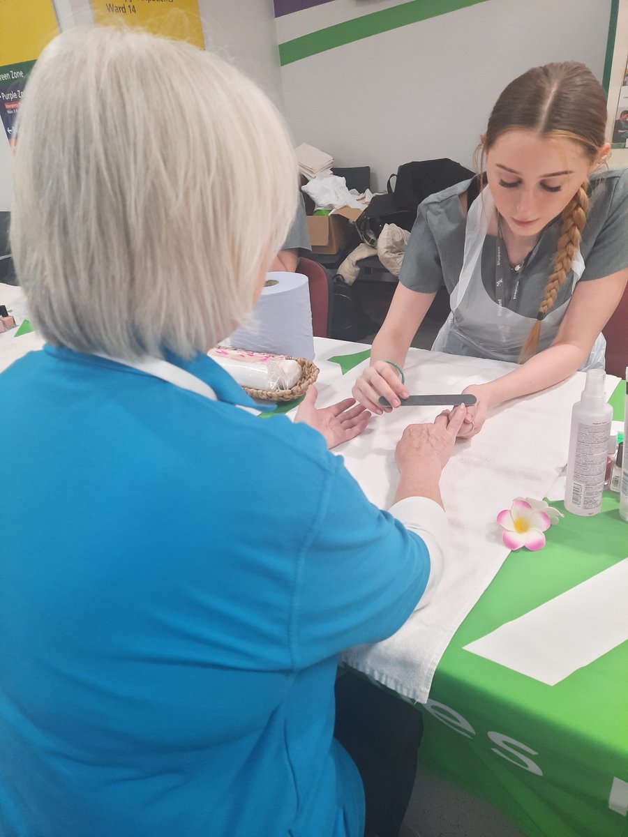 It's College in the Community Day and the amazing volunteers from <a href="/MKCollege/">MK College Group</a> are here! Make sure you stop by the main entrance <a href="/MKHospital/">Milton Keynes University Hospital NHS FT</a> before 12pm today to get your mini manicure in return for a donation to our charity! #WeAreMK