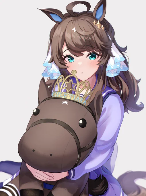 #推しウマ娘を語る見た人もやる 「デアリングタクト」ビジュアル☆少しクールで落ち着いた雰囲気とくせ毛、アホ毛のギャップが可愛い☆星形の流星もチャームポイント☆瞳の瞳孔が大きめで可愛い☆白と青系の色から溢れる透明感 