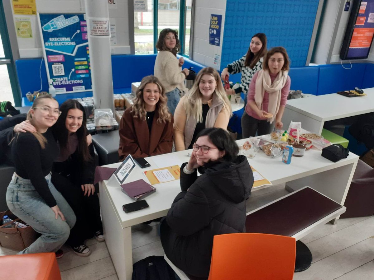 annmariecudden1's tweet image. It's our Mental Health Societies Coffee Morning here in the @maynoothsu Info Centre today 🥰 @MaynoothUni &amp;amp; @StPatsMaynooth students why not drop by for a tasty treat #Pancakes #Yummie @MHSMaynooth