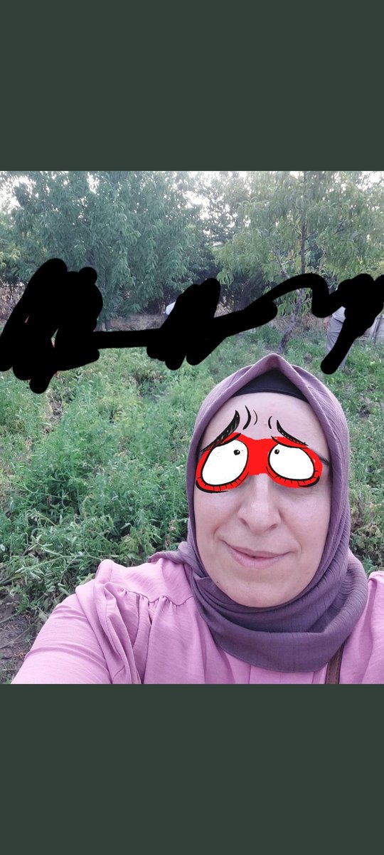 Gizli bir takipcimizin 37 yasinda olan ve dil atilmasini cok seven sikilesi namusunu bizimle paylasti.. Sert kufurlu yorumlarinizi okuyor😉😉