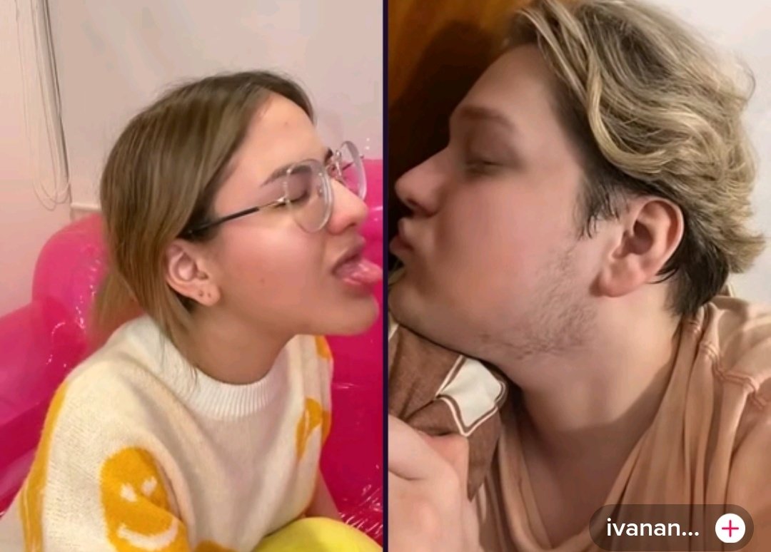 MarRendonMexico's tweet photo. @klau_diatela @MarRendonMusica Más un beso algo inusual jajaja https://t.co/aYJMFTKHxx