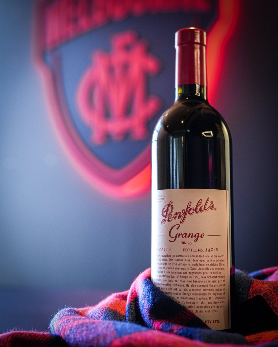 Reuniting to create the perfect pair. 🍷 We're welcoming @penfolds back to the red + blue with a new two-year partnership. 📝 | mfcde.es/Penfolds | #DrinkWise