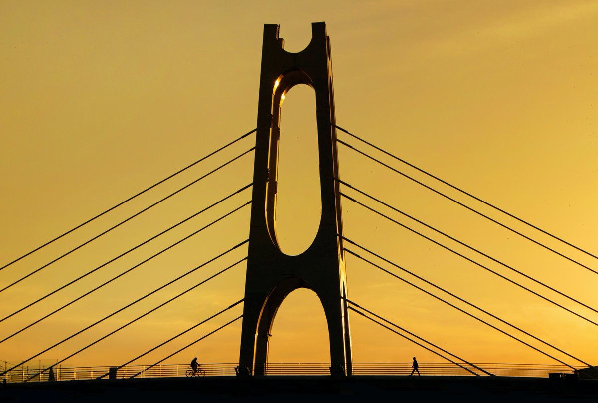 Gn community!

Two wheels by <a href="/emrebostanoglu/">EmreBostanoglu.eth || work on eth & tez</a> on <a href="/sloikaxyz/">Sloika.xyz</a> 

sloika.xyz/emrebostanoglu…