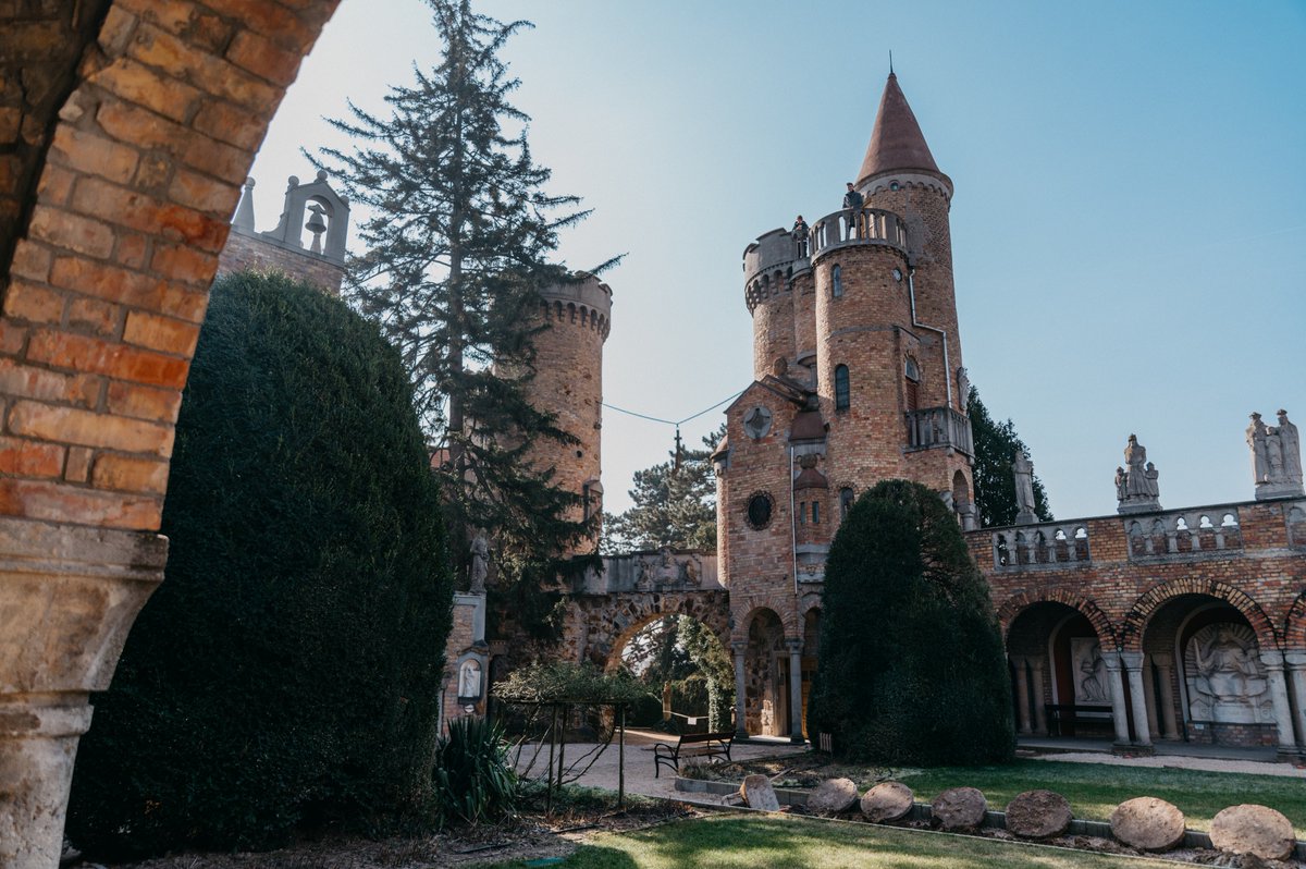 MCC_Budapest's tweet photo. Participants of our #BudapestFellowshipProgram and #VisitingFellowshipProgram took part in a field trip to Székesfehérvár as part of the Discover #Hungary event series. https://t.co/g1xETvkfxR