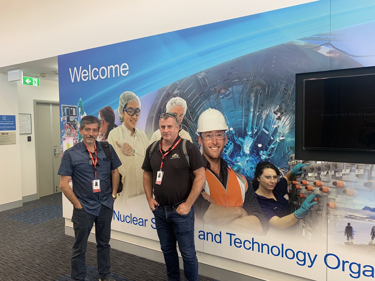 ServicesVacuum's tweet photo. Last visit of Plasmionique Australia tour visit to Ansto @Kunnykun @KirrilyRule @AnnaParadowska1 @ServicesVacuum @ANSTO #backscattering #analysis #coatings #thinfilm #plasmionique #sydney #pecvd #vacuum #sputtercoaters https://t.co/JnhCgMgInH