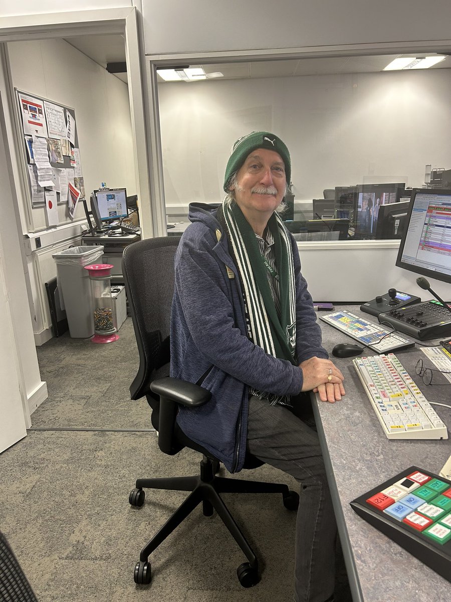 annavarle (@annavarle) on Twitter photo Director Bob getting in the spirit ahead of Argyle’s big game this eve 💥… and trying to kept warm as it’s freezing in the studio this morning 🥶.. join us all week <a href="/BBCSpotlight/">BBC South West</a> for your breakfast news Director Bob getting in the spirit ahead of Argyle’s big game this eve 💥… and trying to kept warm as it’s freezing in the studio this morning 🥶.. join us all week <a href="/BBCSpotlight/">BBC South West</a> for your breakfast news