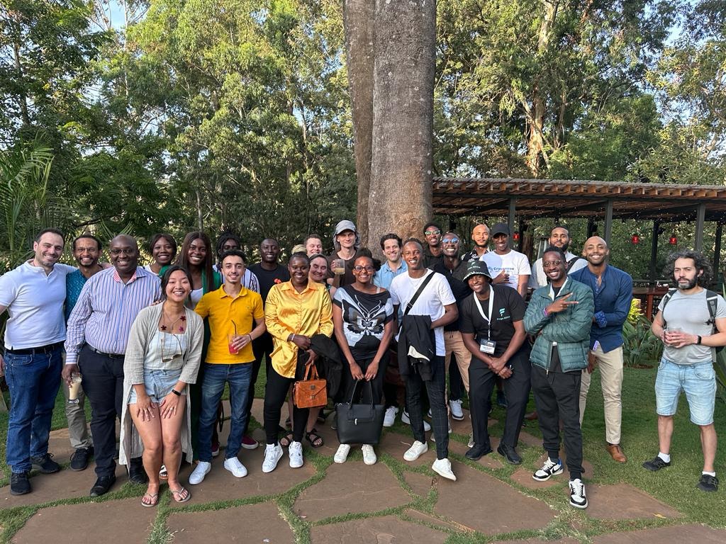 T3chBurst's tweet photo. Later that evening, a sundowner with @VitalikButerin to discuss matters Kenyan Web 3.0 ecosystem.
We've got a lot to do๐ฅ๐ฅ๐ฅ https://t.co/JD6CfeubB2