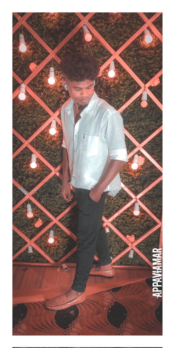 appaviamar1's tweet photo. வாழ்க்கையில எப்படி வாழ்ந்தாலும்...
ஊர் ஒரே வார்தையைதான் சொல்லும் எனக்கு அப்பவே தெரியும்ன்னு👆💯😈...

@appavi_amar king of Koliyanur💥👑⚔️... https://t.co/Zx29vpdntG