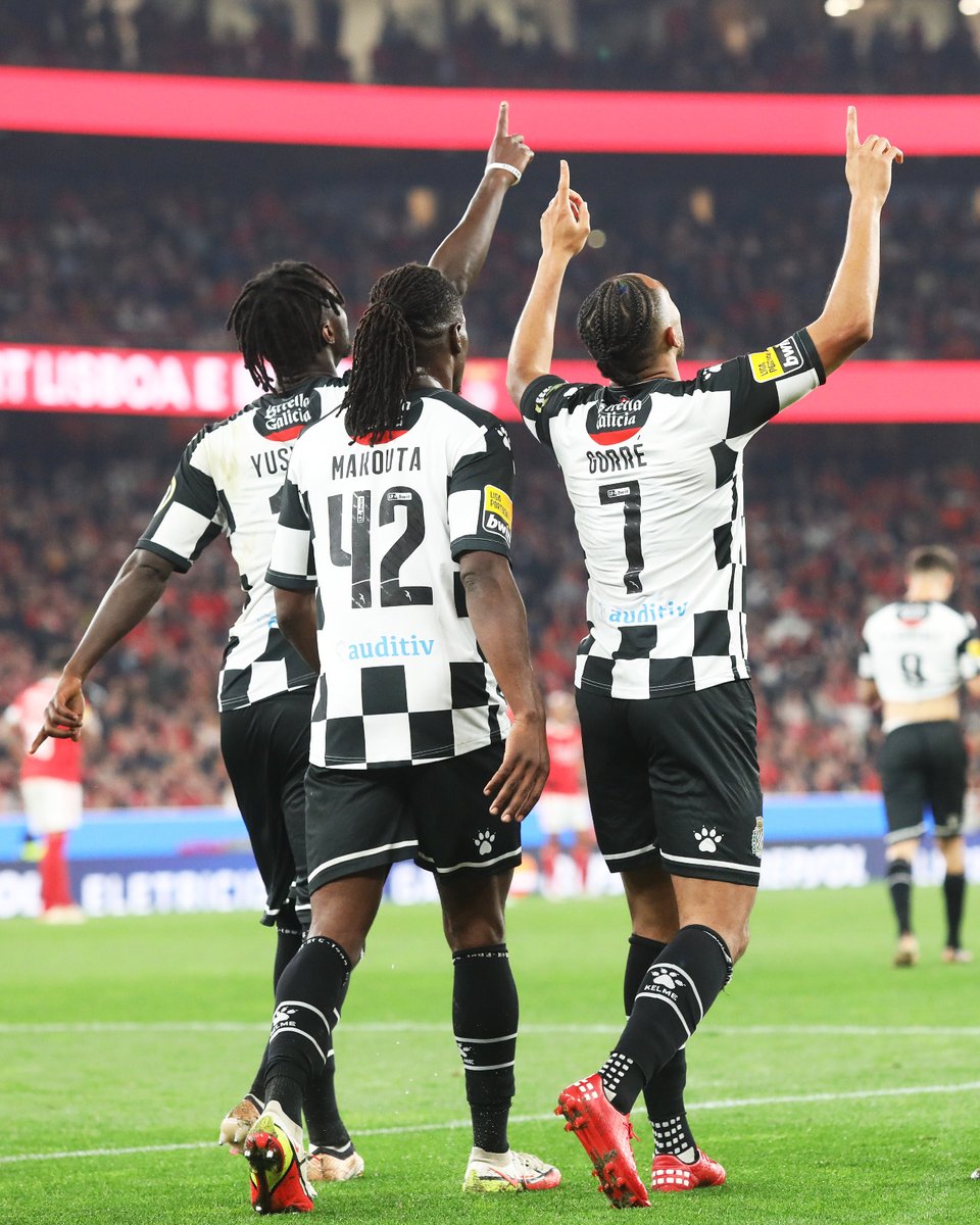 Yusupha Njie is in terrific form! He scored the equalizer ⚽ against #benfica . This is his 9th Goal ⚽ in just 16 appearances! 🔥 Mr Saintfiet must keep an eye on him!