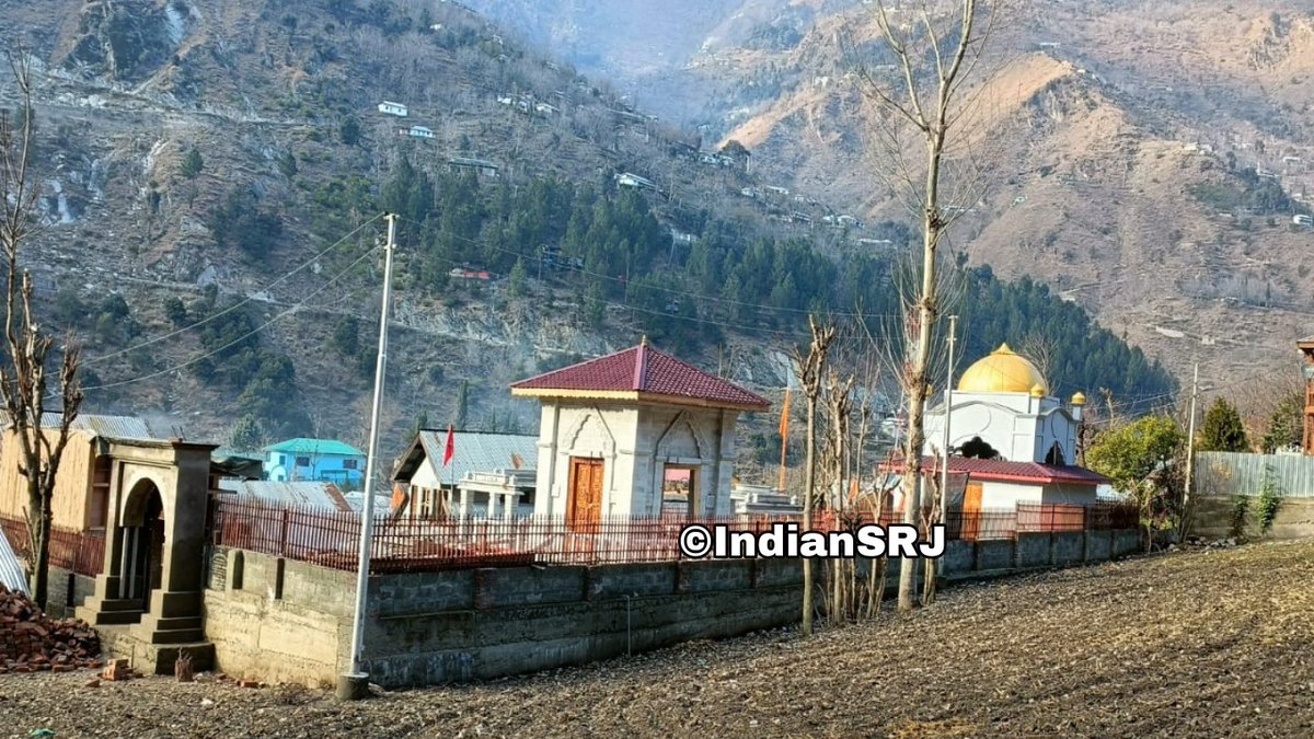 IndianSRJ's tweet photo. 75 वर्षों बाद बदला इतिहास, 22 मार्च को होगी मां शारदा की प्रतिमा की प्राण प्रतिष्ठा

Full Video 👉  https://t.co/QoA9BHI0Ma

वेबसाइट पर पढ़ें : https://t.co/y9G6LMBy75

#Kashmir #ShardaMandirKashmir #ShardaTemple #SaveSharda #TempleConstruction #IndianSRJ https://t.co/LANPGgxfvu