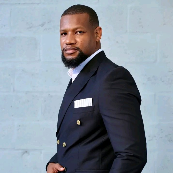 ronel-on-twitter-rt-mdnnewss-kay-sibiya-allegedly-got-a-woman