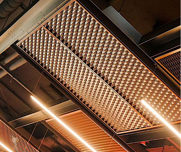 KaphsSA's tweet photo. Expanded Metal Ceilings have become an indispensable part of modern architecture. Besides important functionalities like tested ball-impact resistance, they offer an almost infinite variety of structures, sizes and design options. https://t.co/8gSAaaDDig