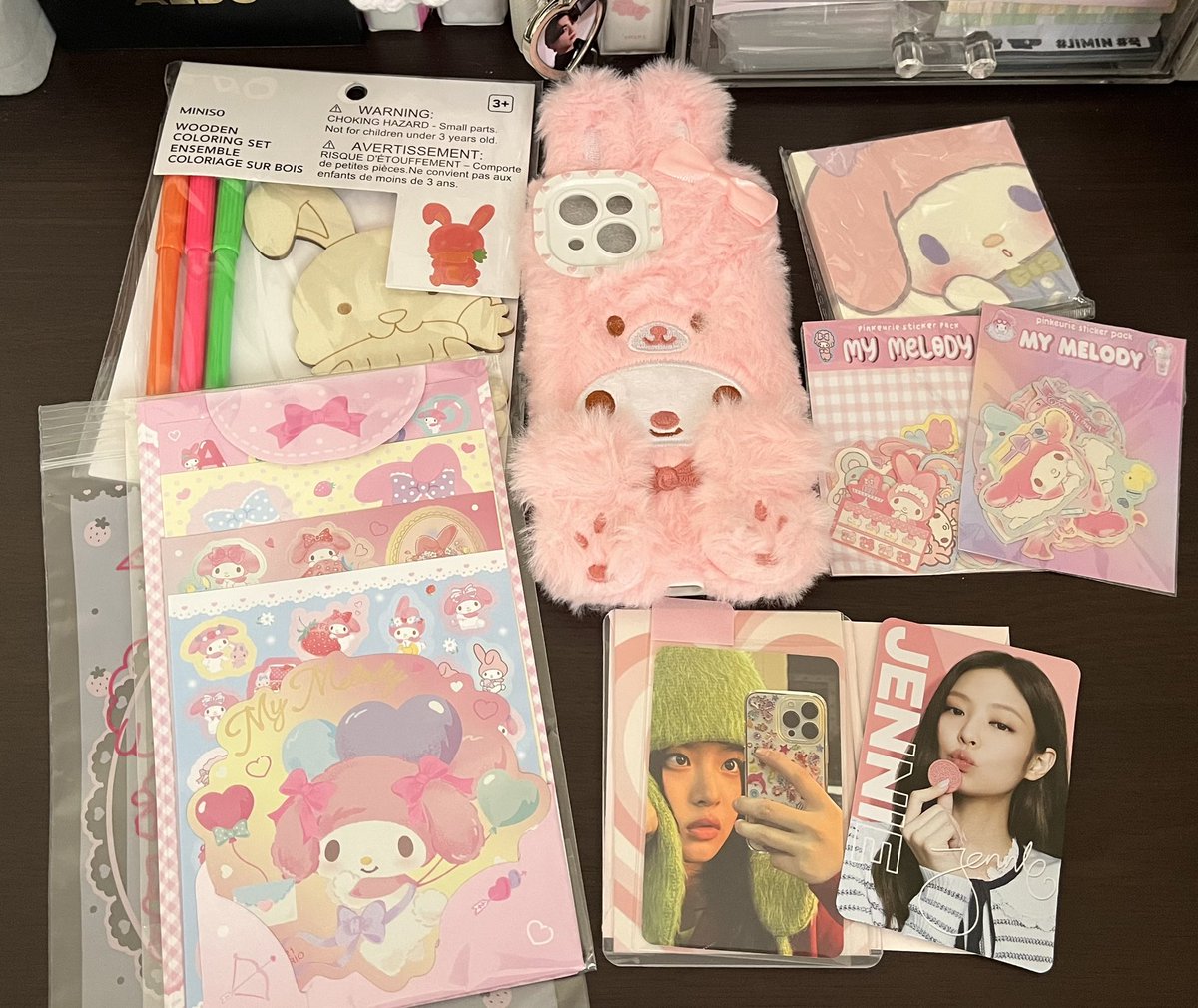 kkujmi's tweet photo. π©β‘πͺ #maomails β¦ #kookeuusalamuch
ishi i love u so much i donβt deserve u thank u for the gifts π hanni iphone haver ulit?? everything is so cute thank u u know me so well talaga βΉοΈβΉοΈ @kookeuu_ https://t.co/flXq66RaUU