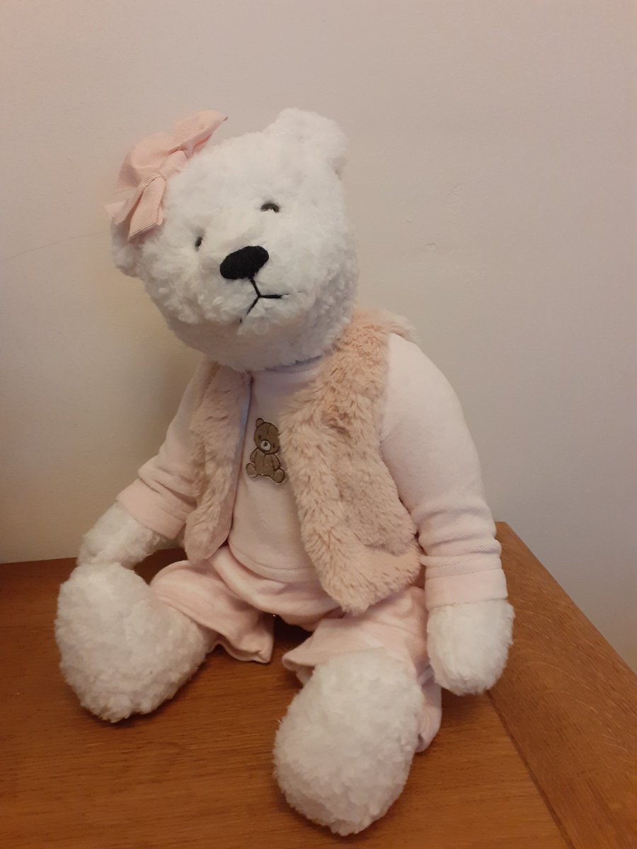 DobsonBruce's tweet photo. Keepsake Teddy Bears handmade by Gill Dobson using your special items of clothing or fabric Weighted to match the birthweight 
Embroidered details, names, dates etc 
Please email gilldobsonbears@yahoo.com for more information 
#keepsakebears #TeddyBear #memorybears https://t.co/oENOCmUp4R