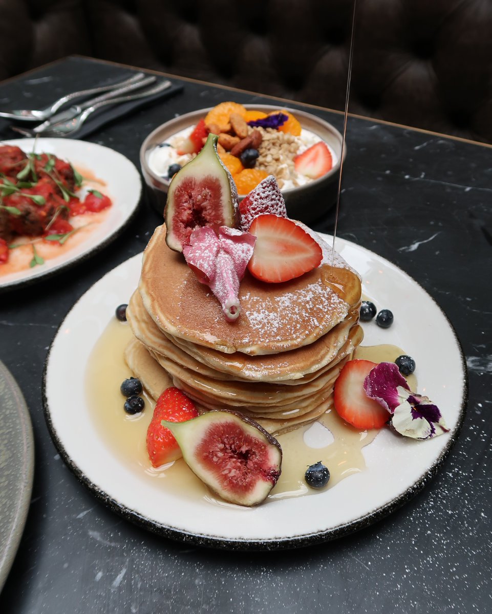 Happy Pancake Day 🥞 

Come along to The Sage of Cambridge and try our Pancakes and Berries for only £8.

These a fluffy vegan pancakes, mixed berry compote, oat crème fraîche and maple syrup.

#TheFellowsHouse #curiocollection #cambridgehotel #visitcambridge