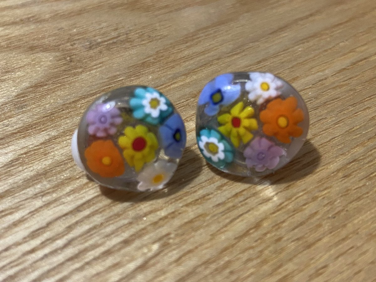 TARAPIART's tweet photo. 春ですね🌸
#vetroveneziano #ART #Accessories #necklace #Germany #London #Italia #France #handmade #ベネチアンガラス #アクセサリー #ハンドメイド #ピアス #ネックレス #マグネットコサージュ #magnetcorsage #絵 #picture #imatarapi #Christmas #Present #コサージュ #corsage #タラピ。 https://t.co/2XCgleD0S2